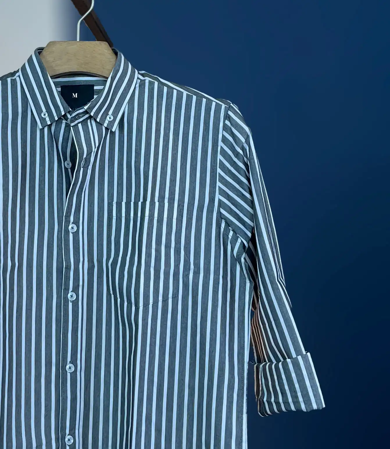 Grey and White Stripes 02.jpg Grey & White Stripes - Image 1