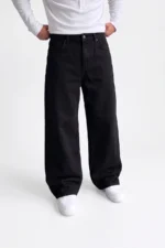 Full Black Wide-Leg Denim - Image 4